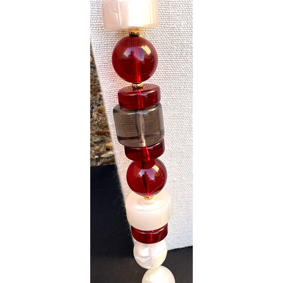 Vintage Joan Rivers Acrylic Lucite Strand Necklace White Red Chunky Gold Tone - Picture 5 of 10